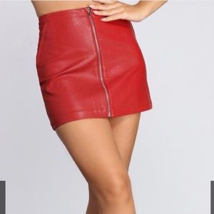New! Red leather zip mini skirt! Fitted! Medium!